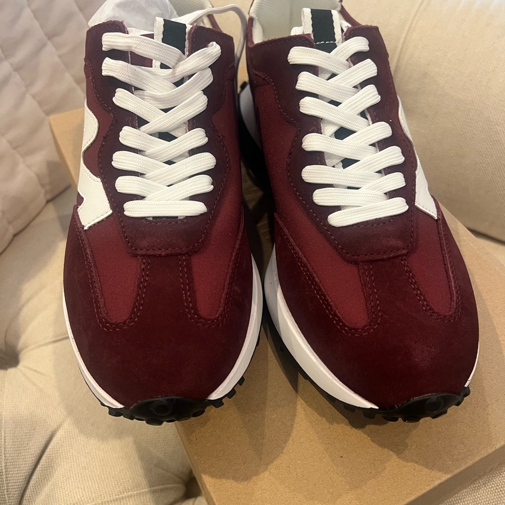 Steve Madden Campo Sneaker size 10